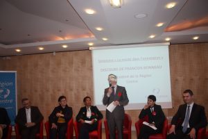 La rectrice, Marie Reynier, à côté de Mme Pau-Langevin dernière à gauche.