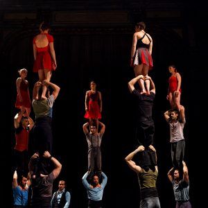 "Le grand C" Compagnie XY Portés acrobatiques Main à main