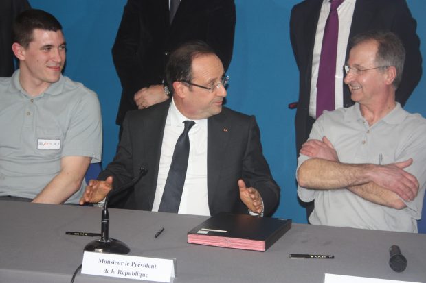 Les premiers contrats de génération, un des outils contre le chômage, ont été signés à Blois. (Archives).