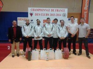 de gauche à droite: GOMARD Bernard (arbitre), AMLOUKA Mostapha, TIBERE Fréderique, CHENE Cédric, CHASSIGNEUX Maverick, BASTIEN Simon (encadrant) et NANIEV Zakhar (encadrant)