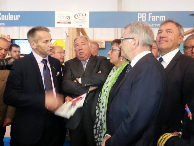 Gérard Larcher (au centre), Président du Sénat, Mme Pinville, secrétariat d'Etat à l'Artisanat et François Bonneau lors de L'inauguration