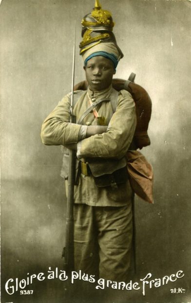 Gloire à la plus grande France, carte postale, 1915. © Coll. Groupe de recherche Achac