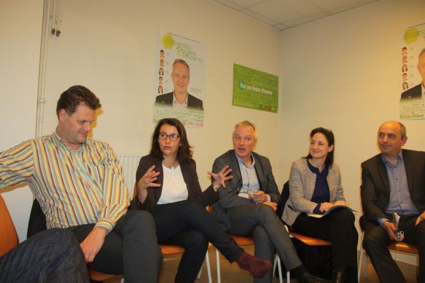 Pierre Larrouturou (à droite), lors de la venue de Cécile Duflot, avec Charles Fournier et Jean-Philippe Grand.