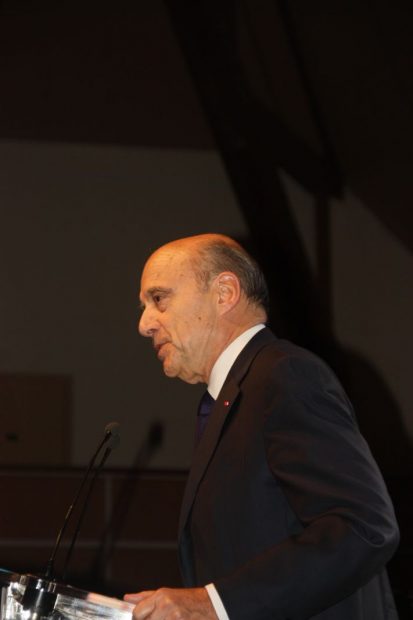 Alain Juppé au gymnase de Luisant mardi soir.