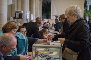 Premier tour des élections régionales, le 6 décembre 2015, à Tours.