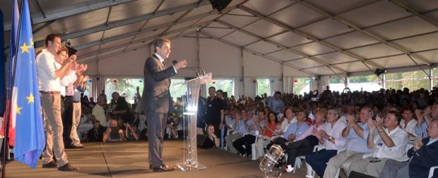 Nicolas Sarkozy à la fête de la Violette, une de ses dernières visites en région Centre Val-de Loire