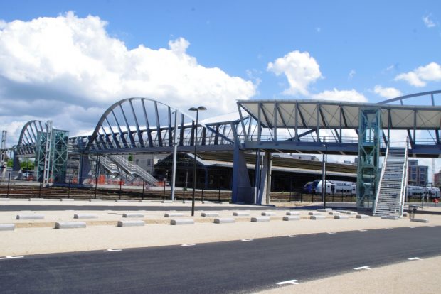 passerelle gare Blois
