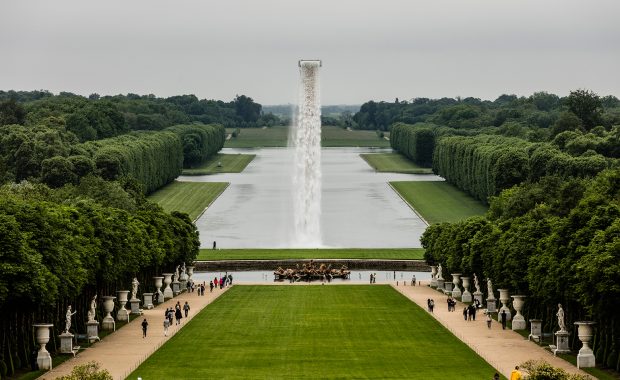 Olafur Eliasson, Waterfall, 2016. Installation view, Palace of Versailles, 2016 Photo: Anders Sune Berg Courtesy of the artist; neugerriemschneider, Berlin; Tanya Bonakdar Gallery, New York © 2016 Olafur Eliasson