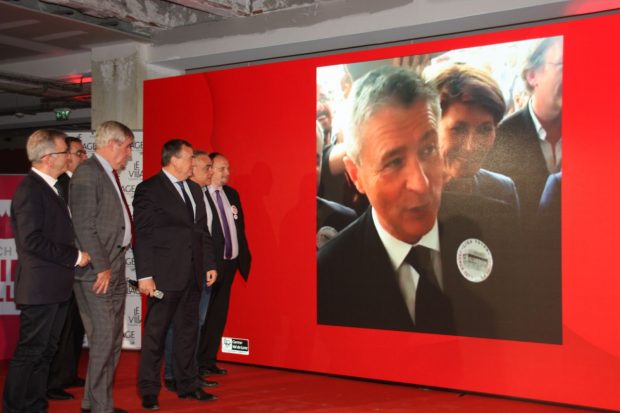 La "sainte alliance" Orléans-Tours, ici Philippe Briand, le président de l'agglo de Tours et les élus orléanais.