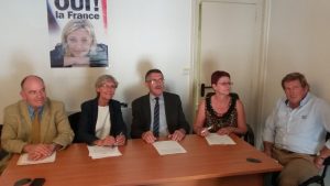Une partie du groupe FN du Conseil régional (au centre : Michel Chassier, à sa droite Véronique Péan.