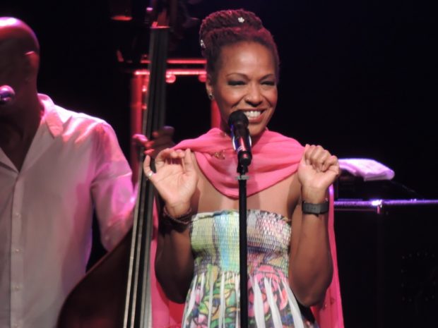 Lisa Simone.