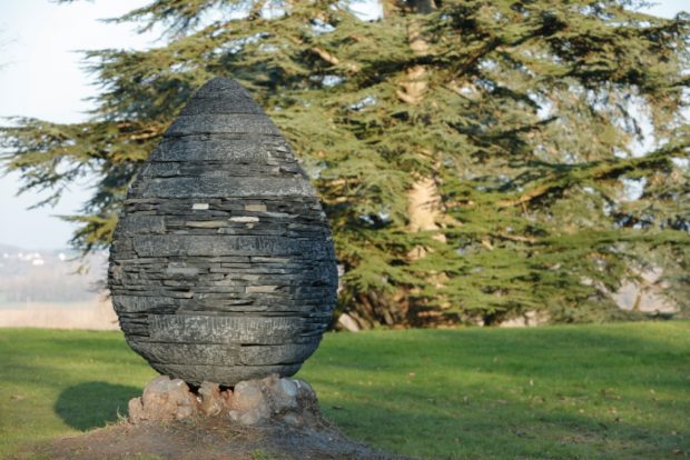 Andy Goldsworthy, "Cairn" (c) Eric Sander.