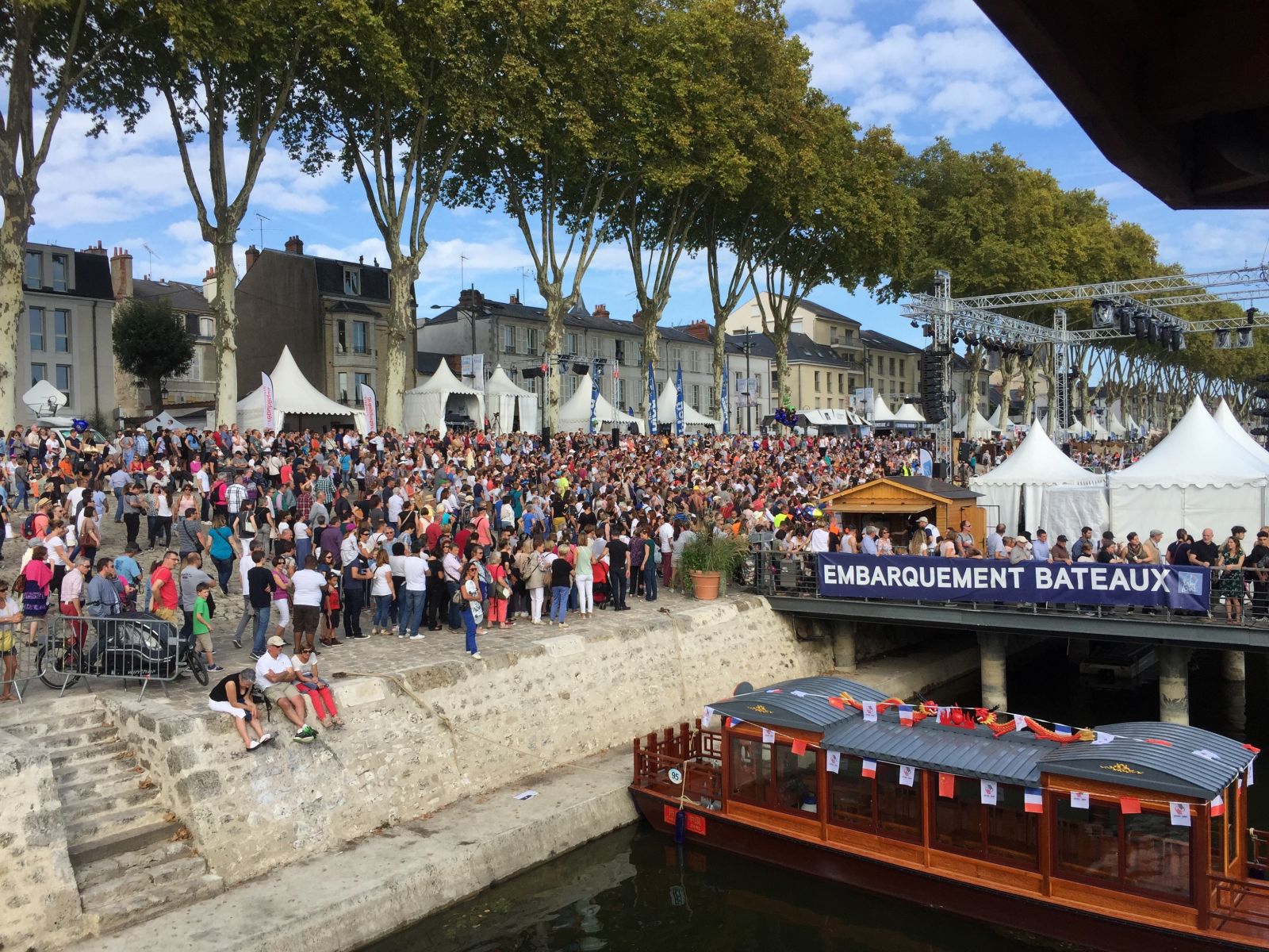Orléans record d’affluence au Festival de Loire ! Magcentre