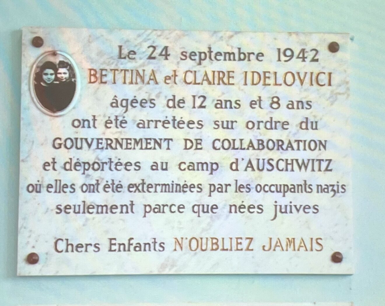 Plaque commémorative, Paris 