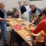 Préparation repas salon Livres & Vins Mareau-aux-Prés