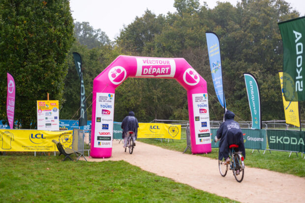 Départ du vélotour 2024 à Tours