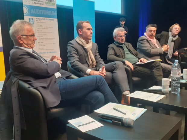 Discussion autour du RER métropolitain à Tours