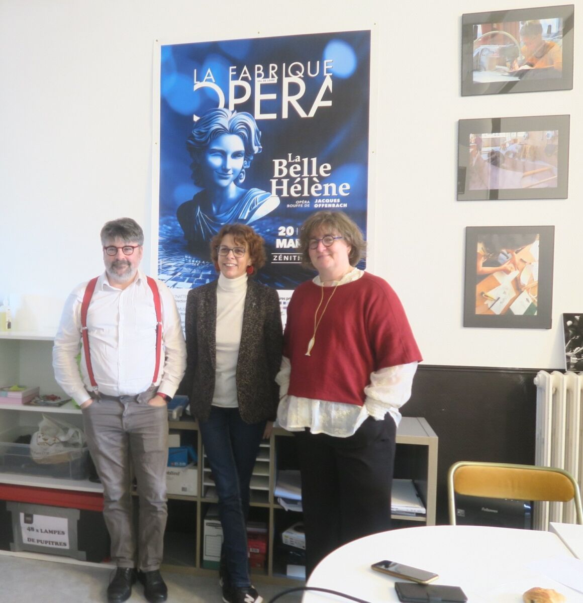 Clément Joubert with Agnès Quatrehomme, president of the association (on his left), and Lydia Teixeira Veyron, communication officer. Photo AC Chapuis